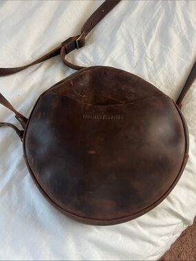 Portland Leather Round Crossbody Bag -
